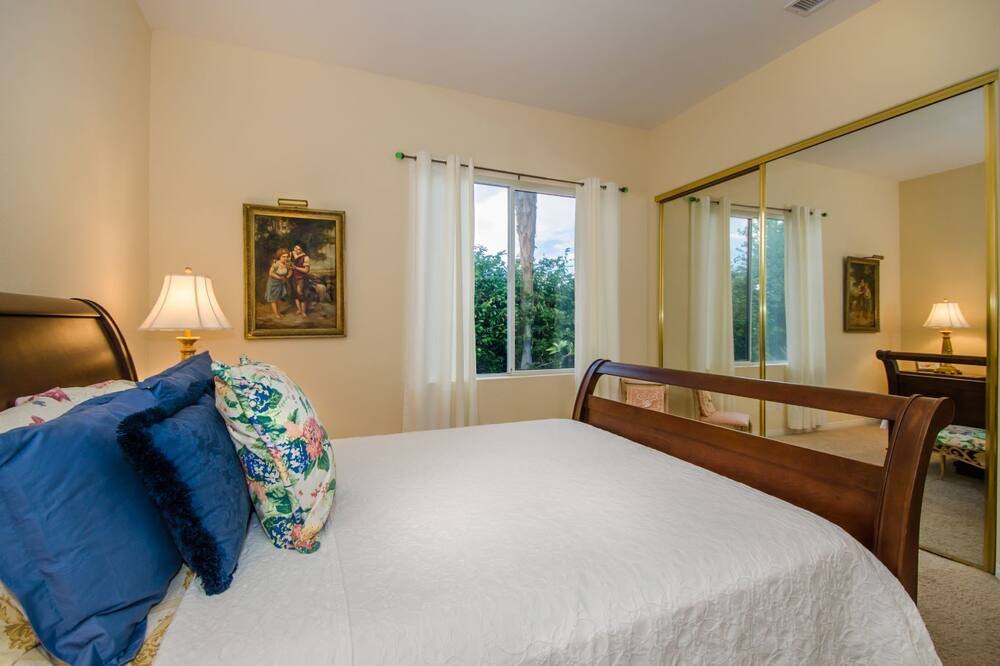 Photo of Bedroom in Sunrise Vista Chino