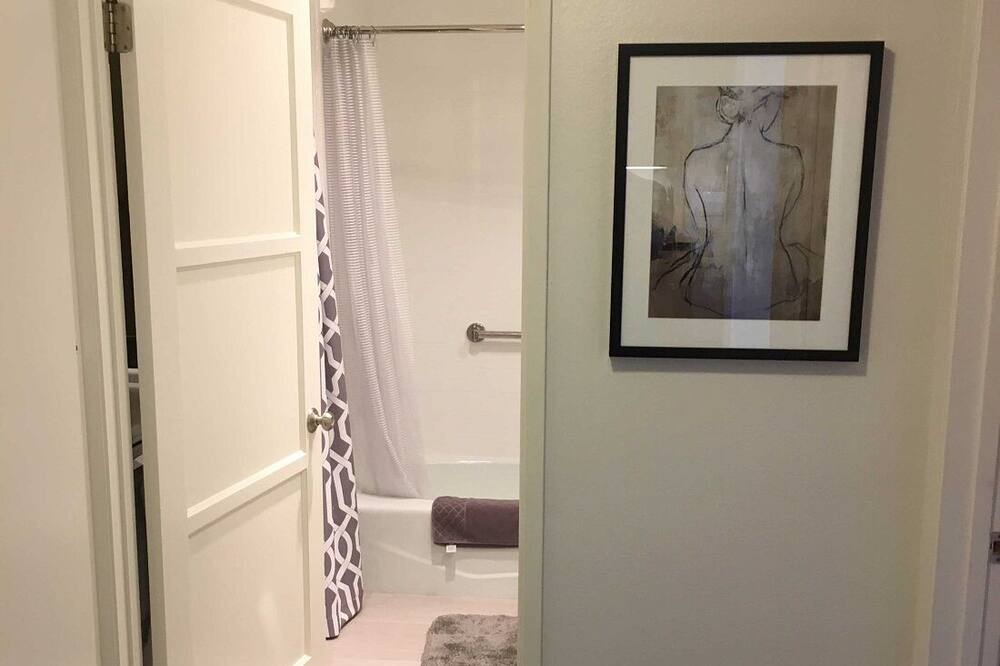 Photo of Bathroom in Belcourt