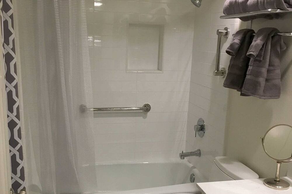 Photo of Bathroom in Belcourt