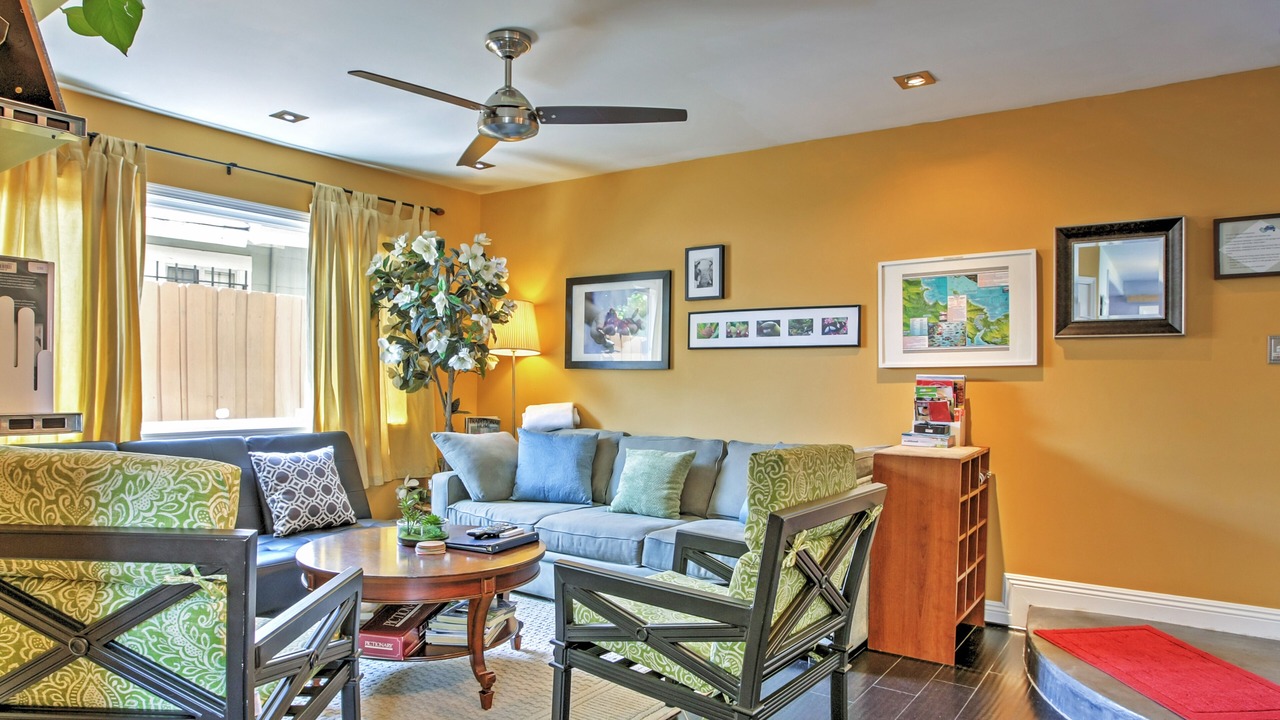 Photo of Livingroom in Sutter