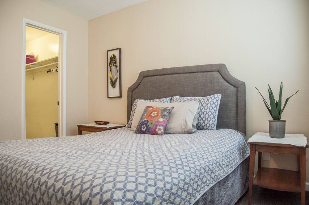 Photo of Bedroom in Visalia
