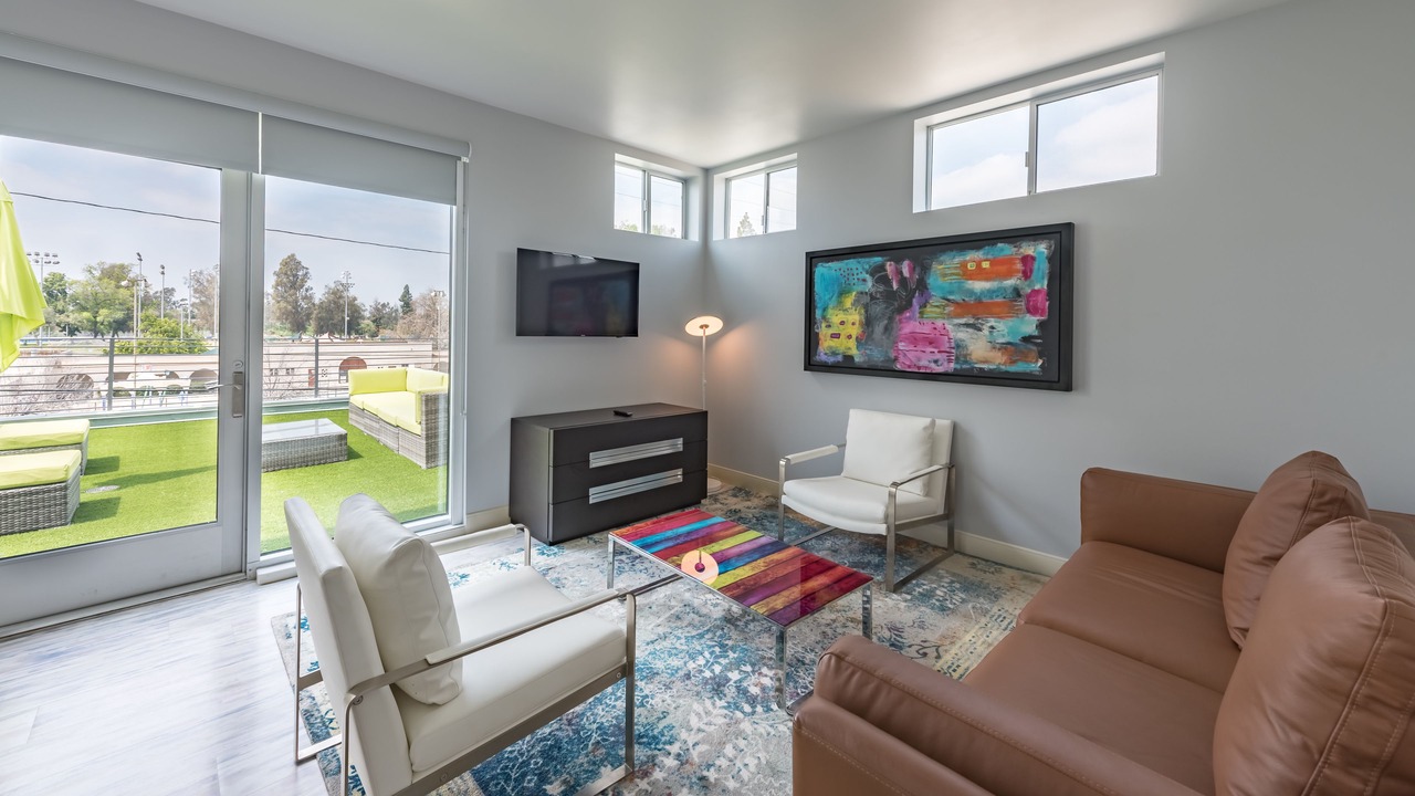 Photo of Bedroom in NoHo Arts District