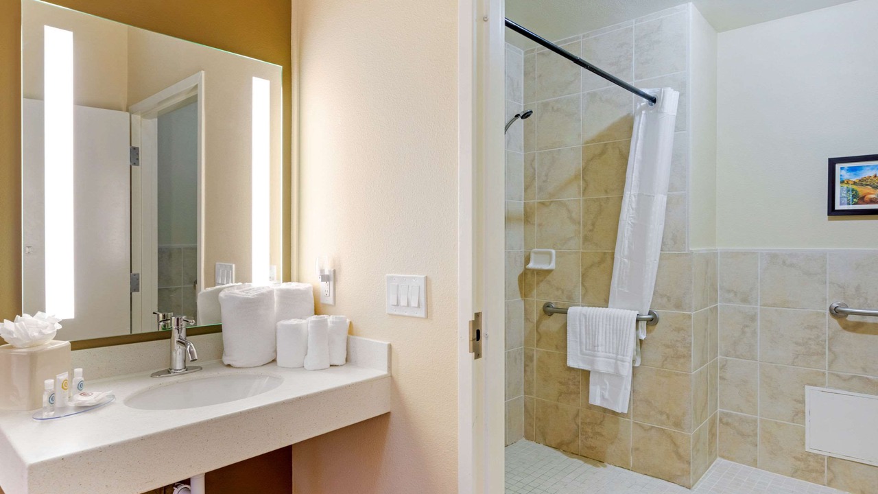 Photo of Bathroom in Guasti