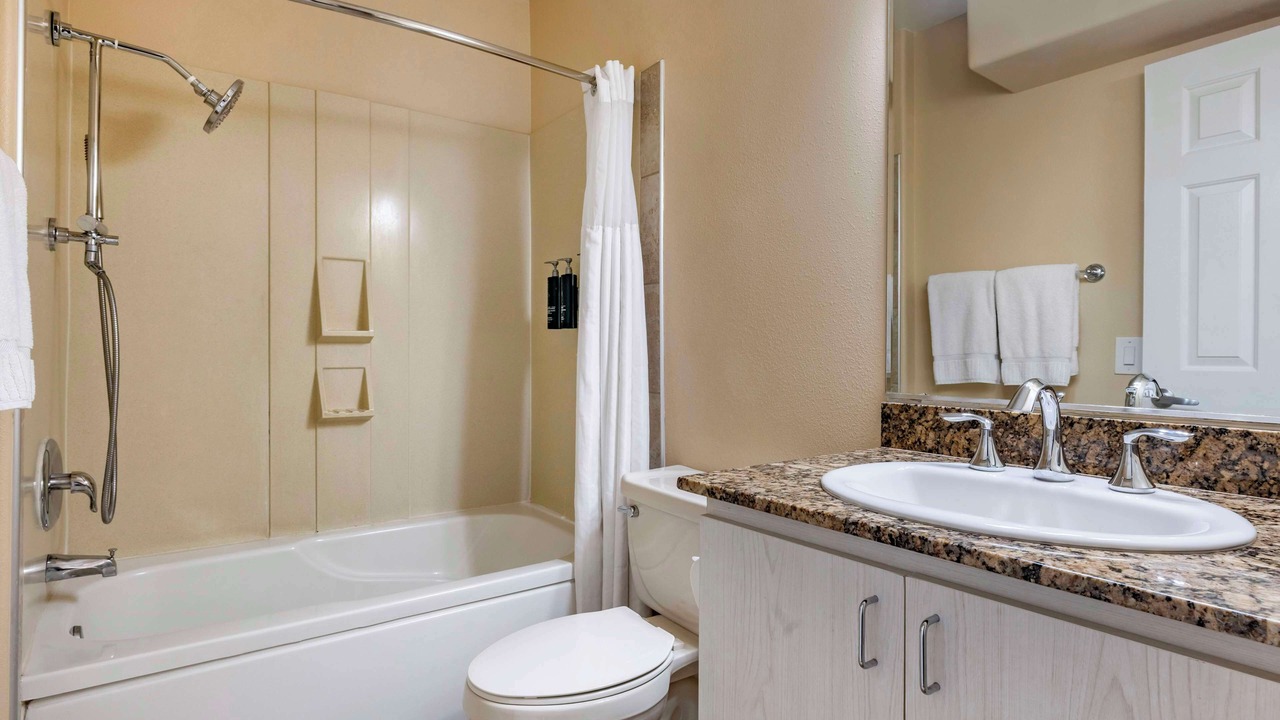 Photo of Bathroom in Canyon Corridor