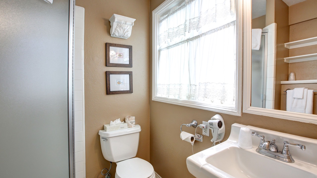 Photo of Bathroom in Laguna Beach