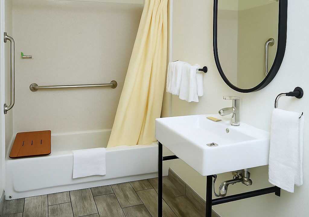 Photo of Bathroom in Willits