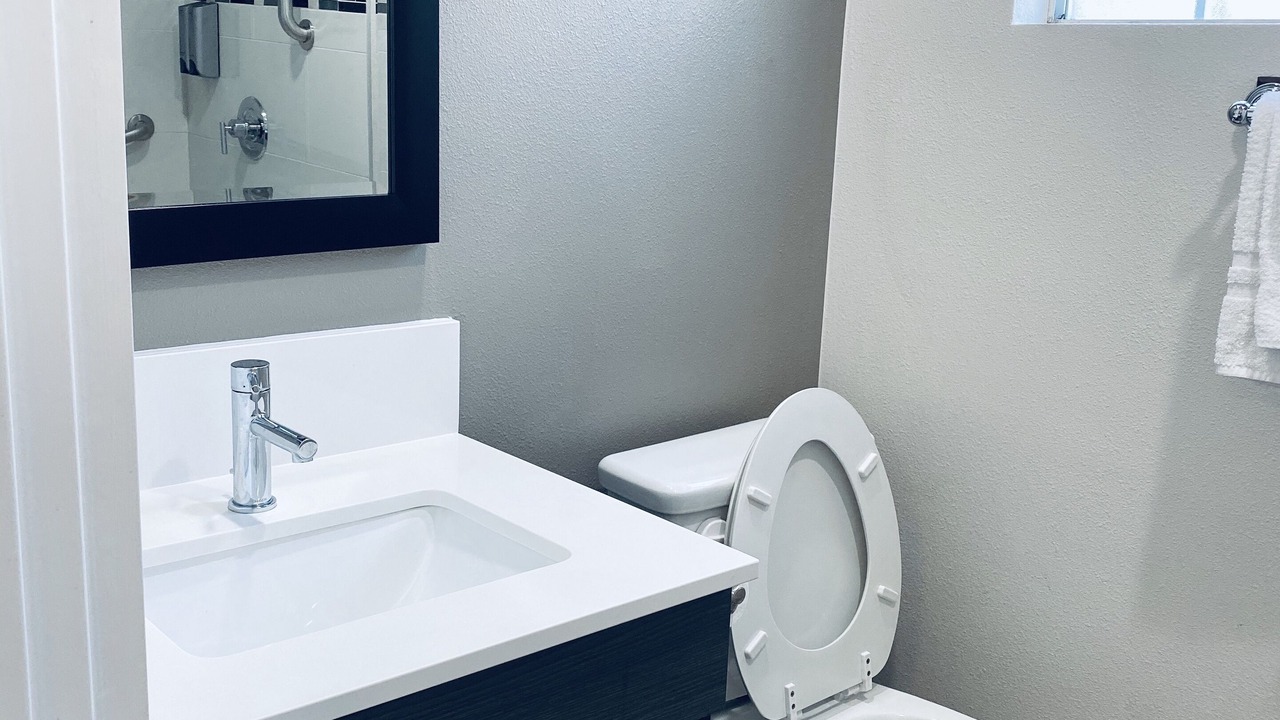Photo of Bathroom in Silver Lake