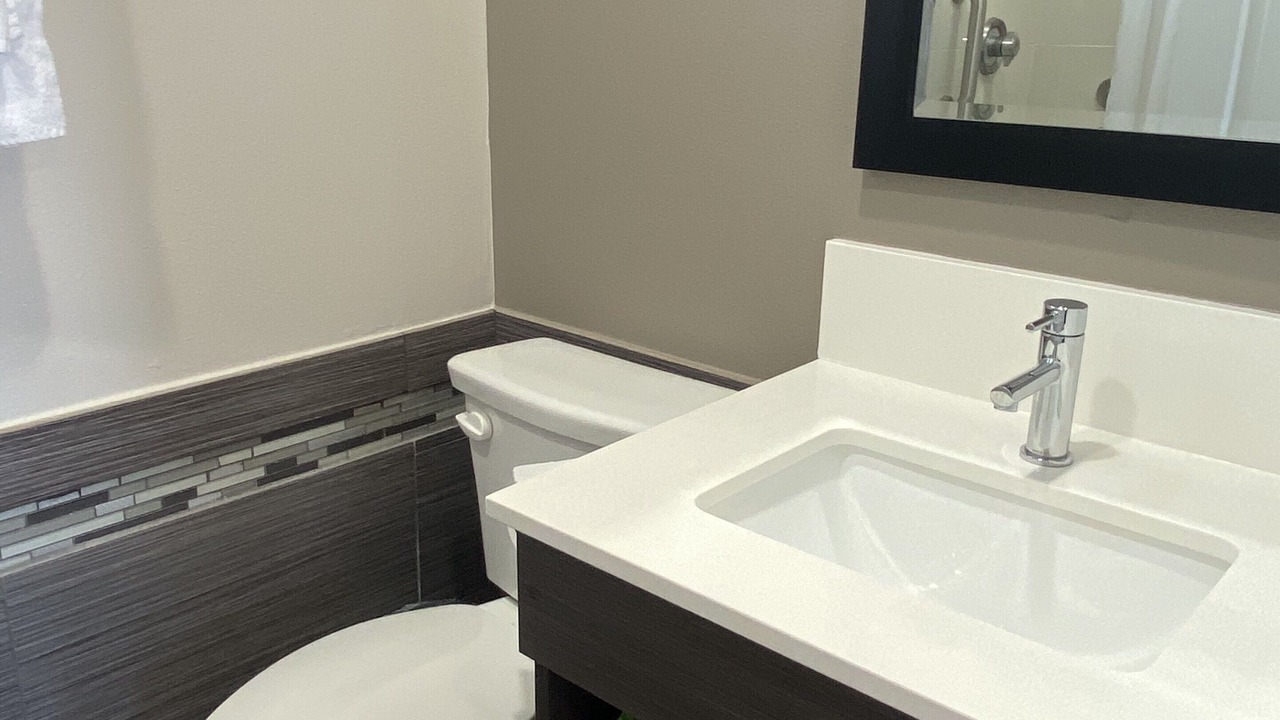 Photo of Bathroom in Silver Lake