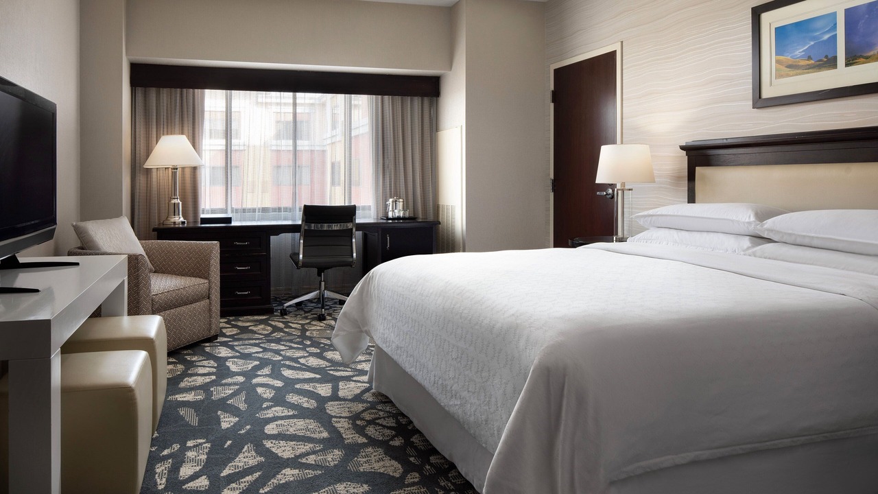 Photo of Bedroom in Anaheim Resort