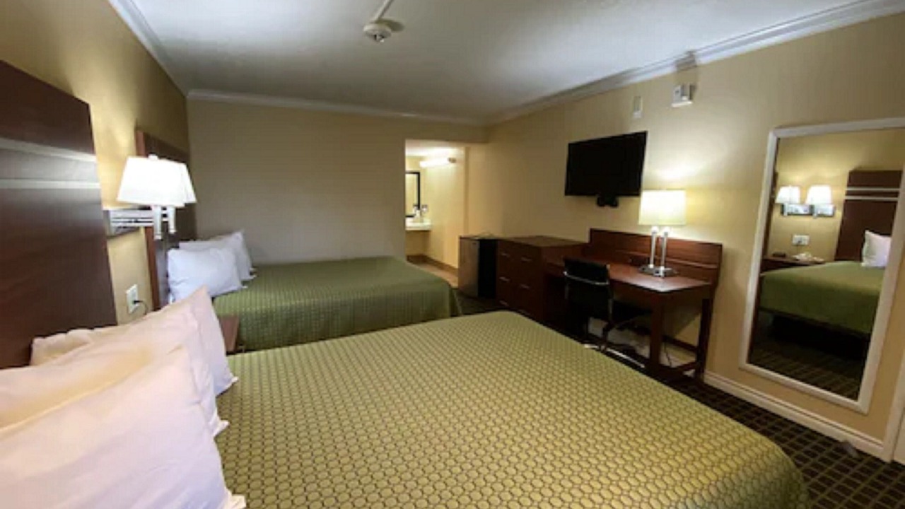 Photo of Bedroom in Azusa