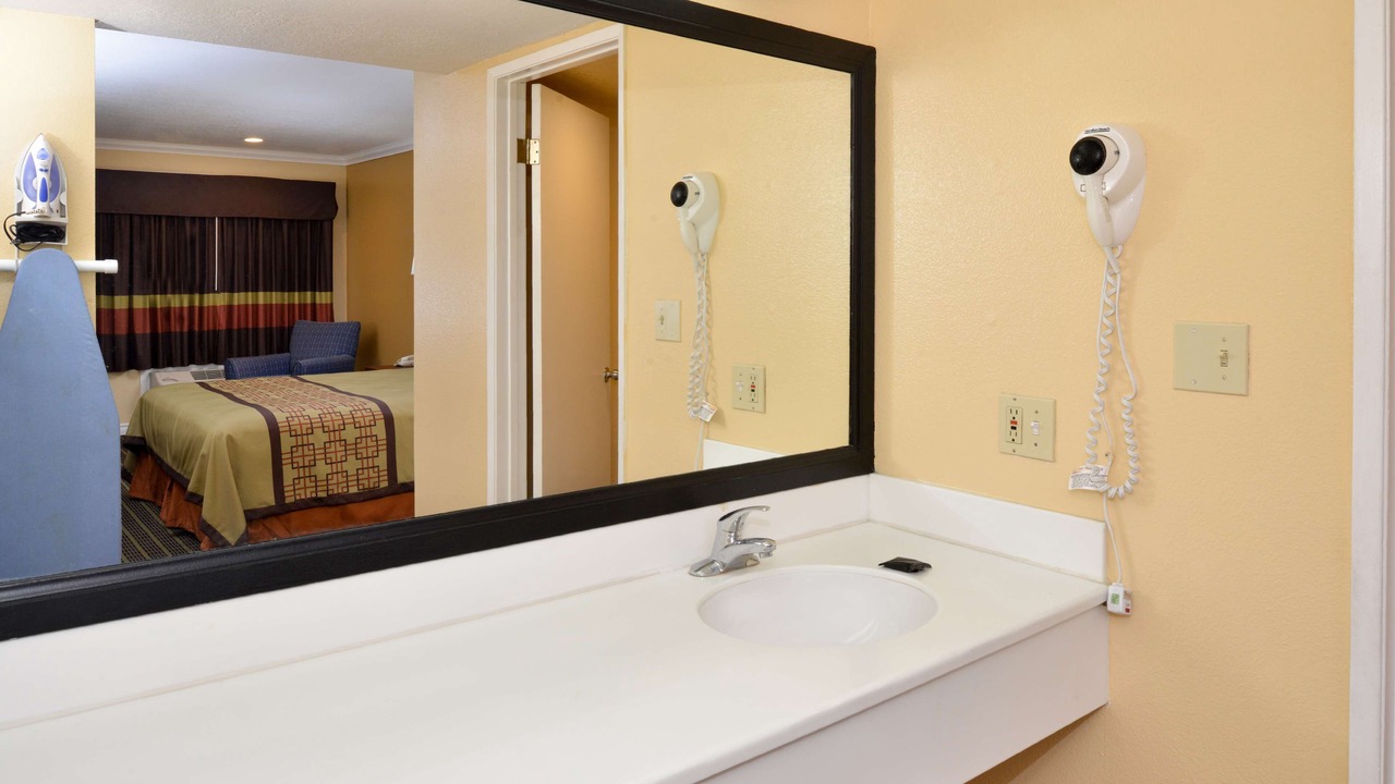 Photo of Bathroom in Azusa