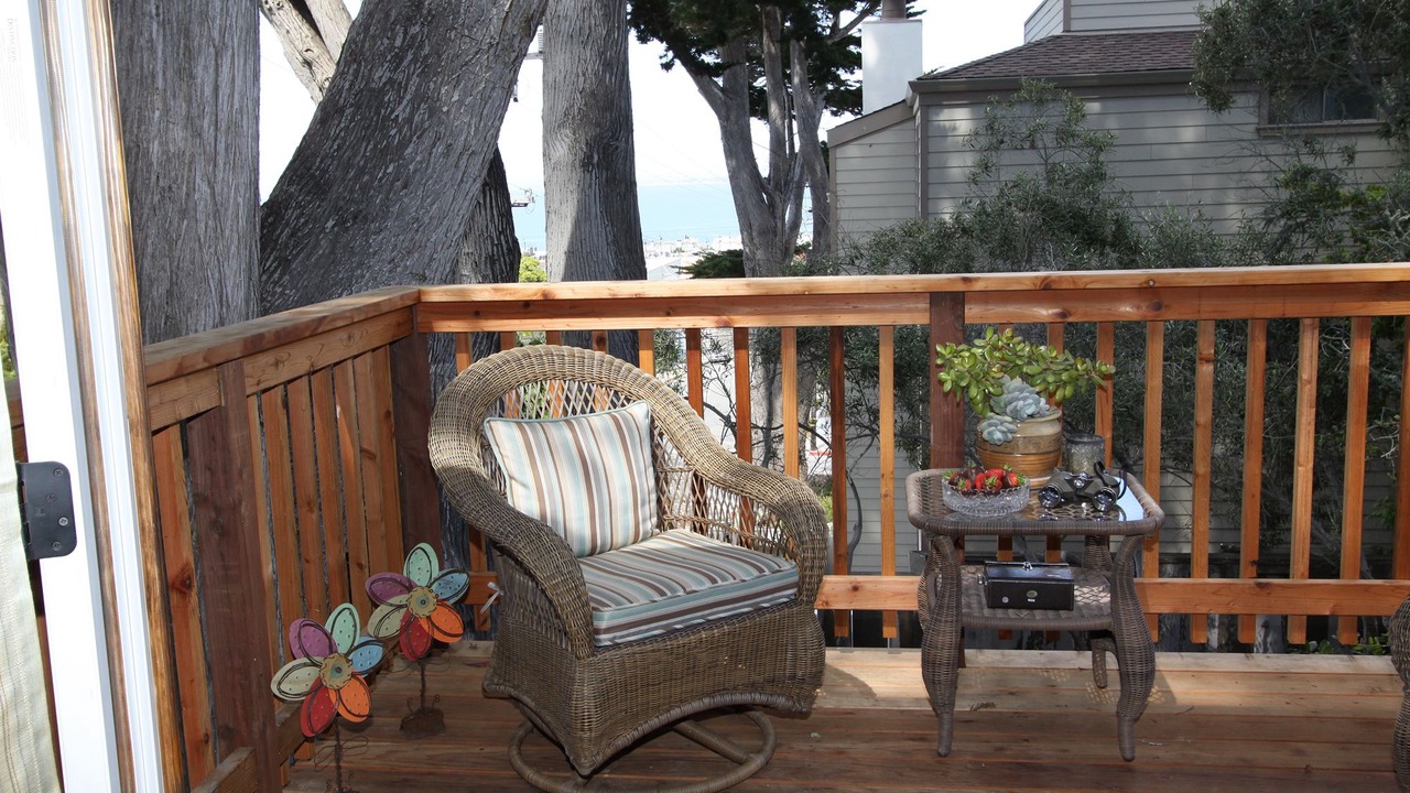 Photo of Patio Balcony in Monterey