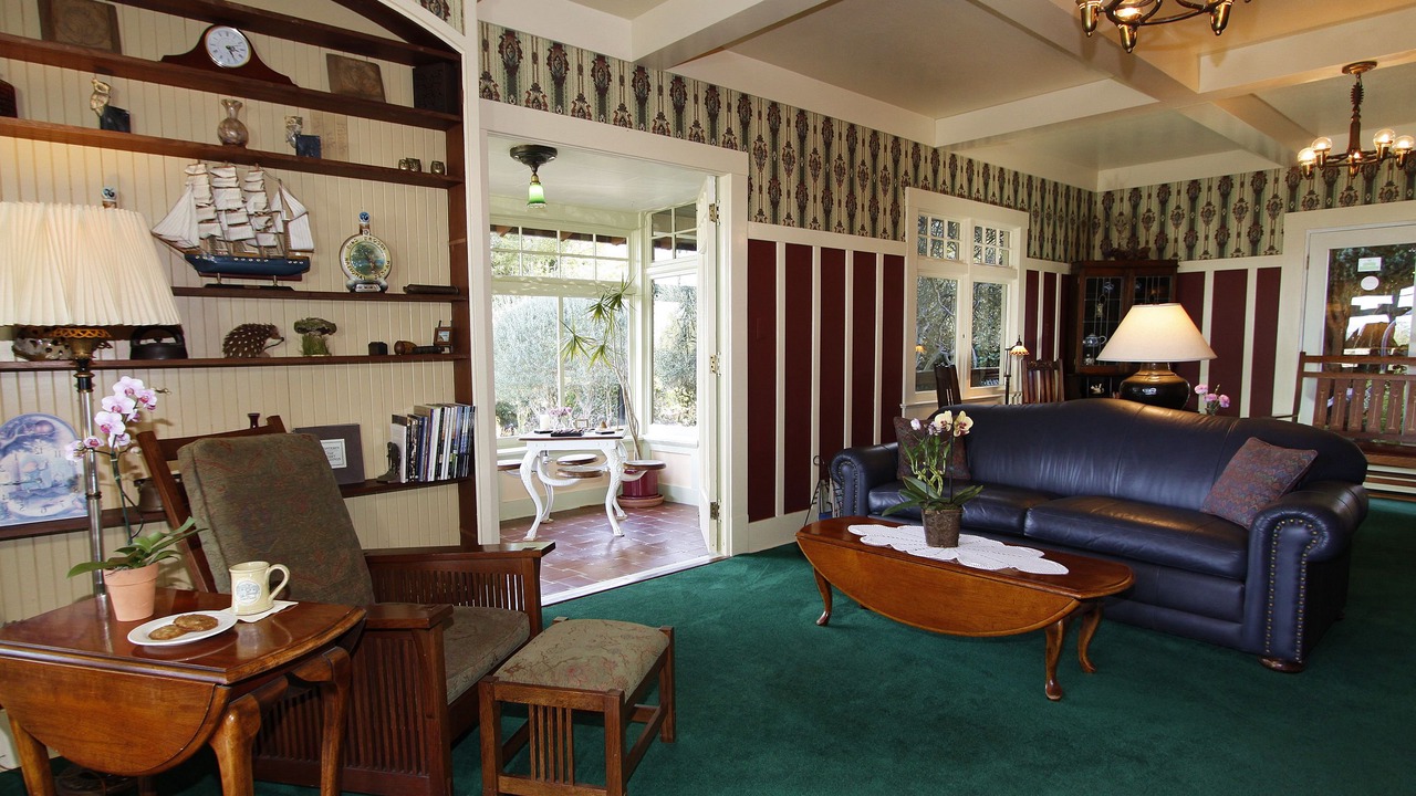 Photo of Livingroom in Monterey