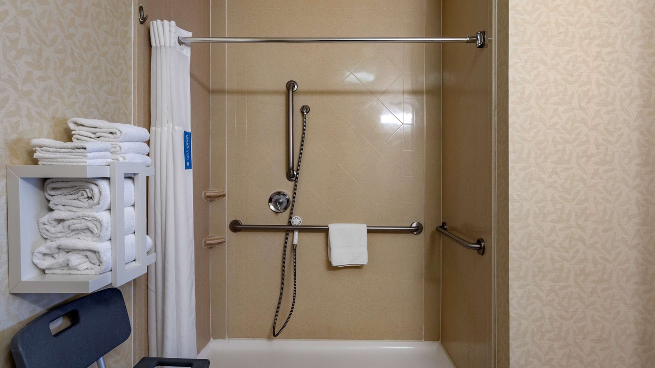 Photo of Bathroom in Norco