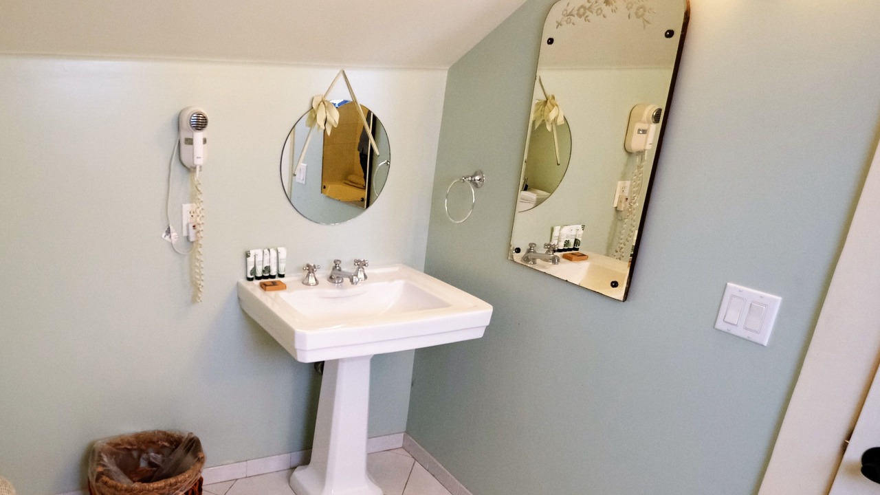 Photo of Bedroom in South Pasadena