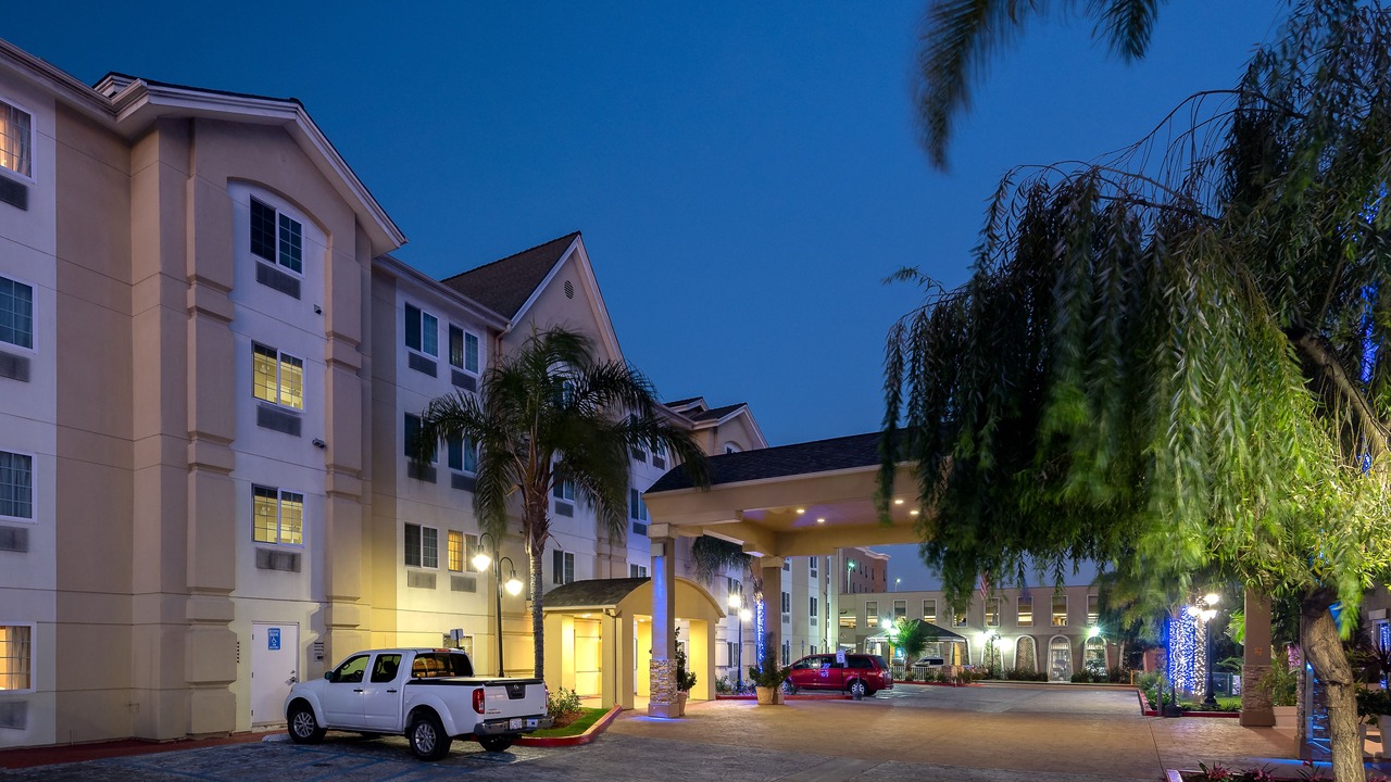 Photo of Buildings in Hawthorne