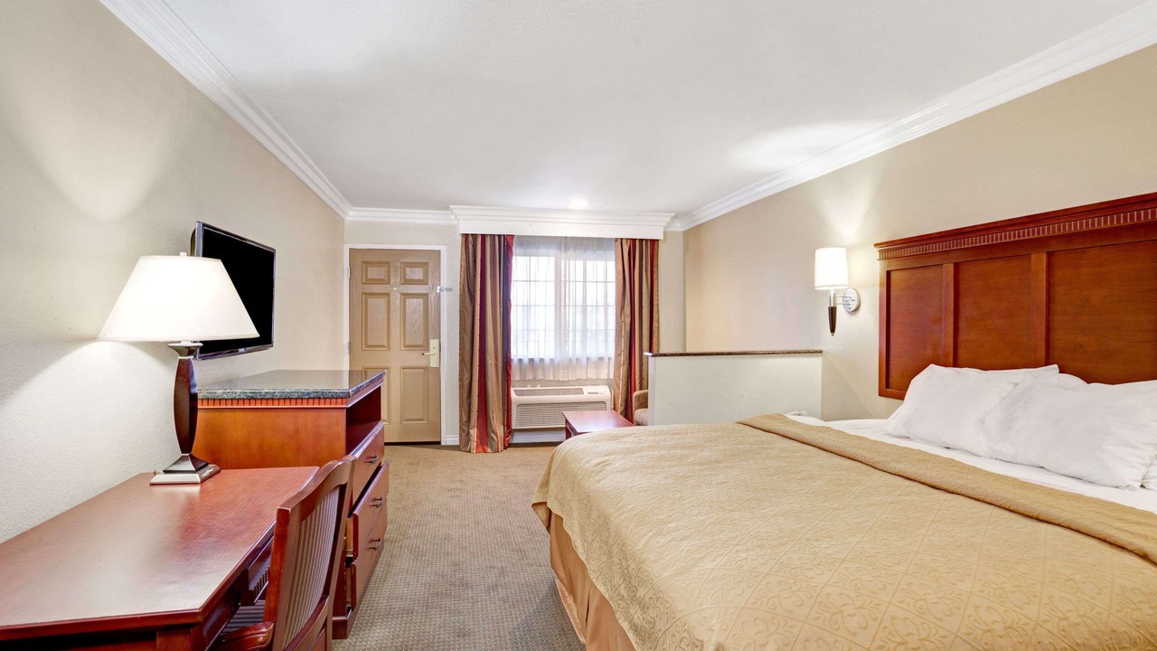 Photo of Bedroom in Cypress
