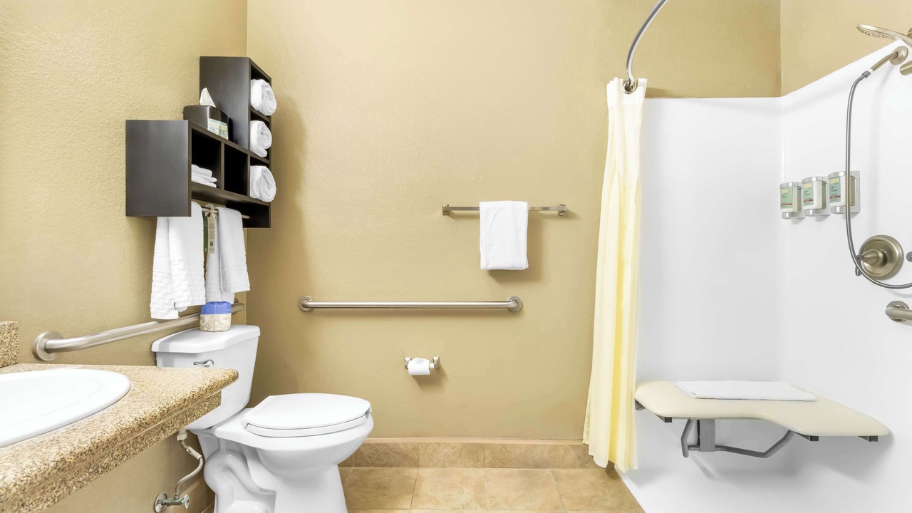Photo of Bathroom in California City
