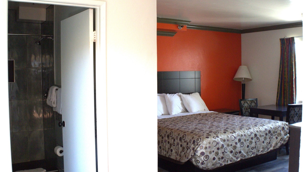 Photo of Bedroom in Whittier