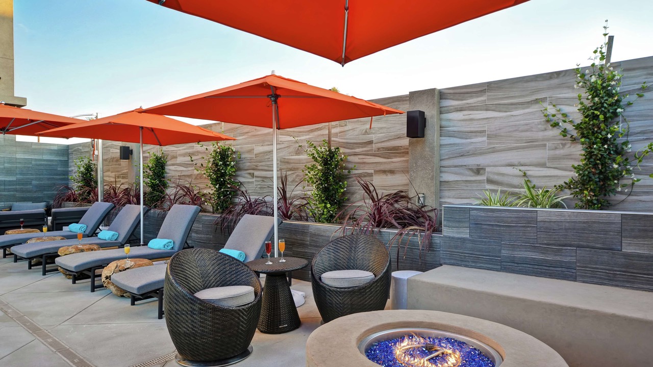 Photo of Outdoor in Burbank