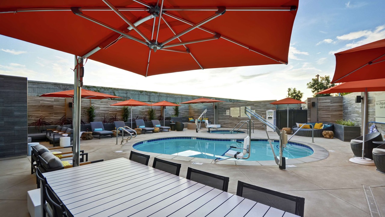 Photo of Outdoor in Burbank