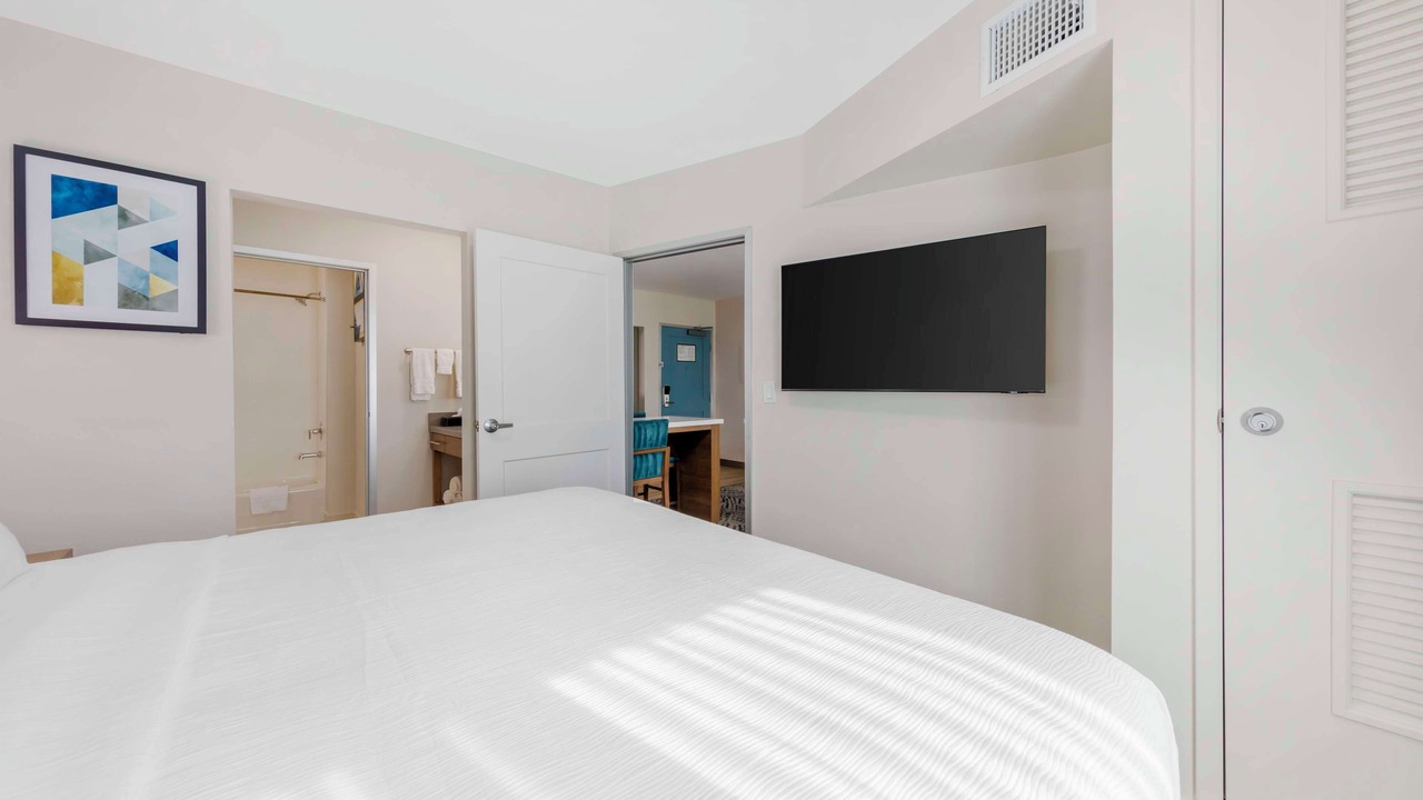 Photo of Bedroom in Victorville