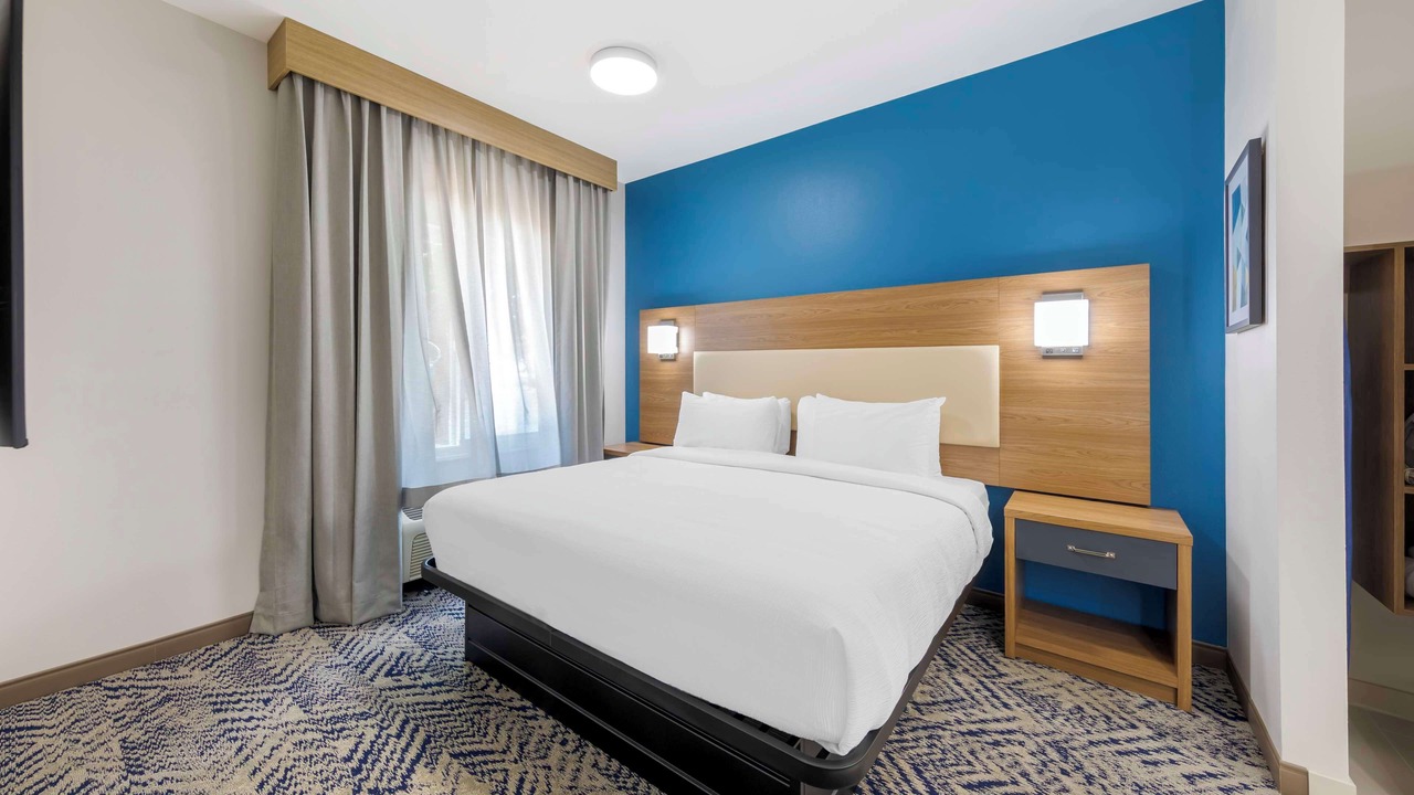 Photo of Bedroom in Victorville