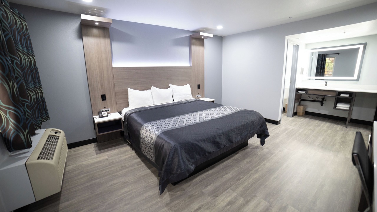 Photo of Bedroom in Ontario