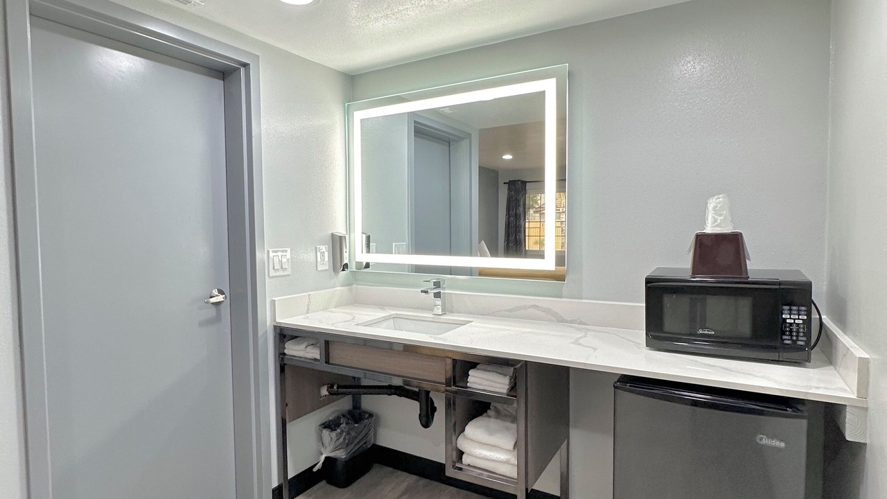 Photo of Bathroom in Ontario
