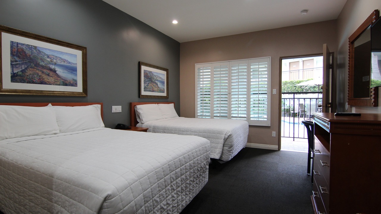 Photo of Bedroom in Greater Wilshire - Hancock Park