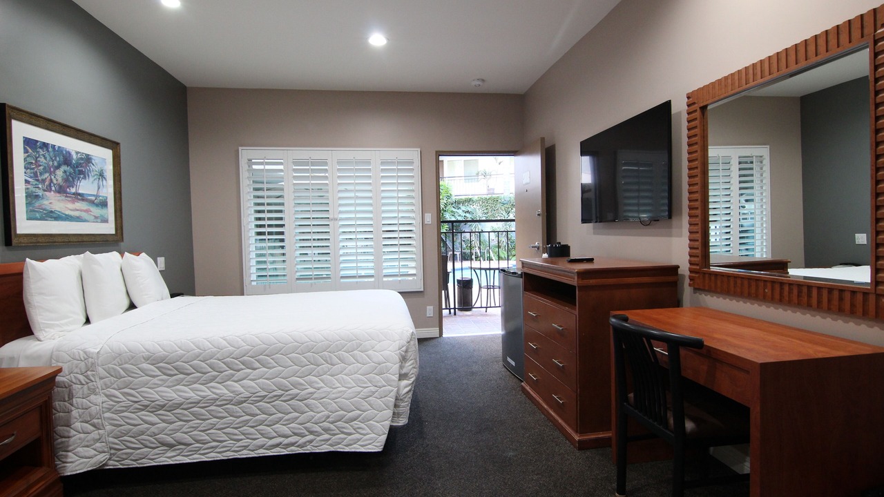 Photo of Bedroom in Greater Wilshire - Hancock Park