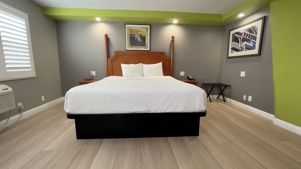 Photo of Bedroom in Outer Sunset