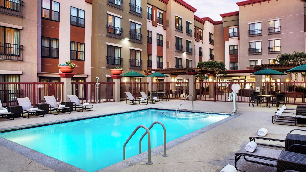 Photo of Outdoor in Downtown Burbank