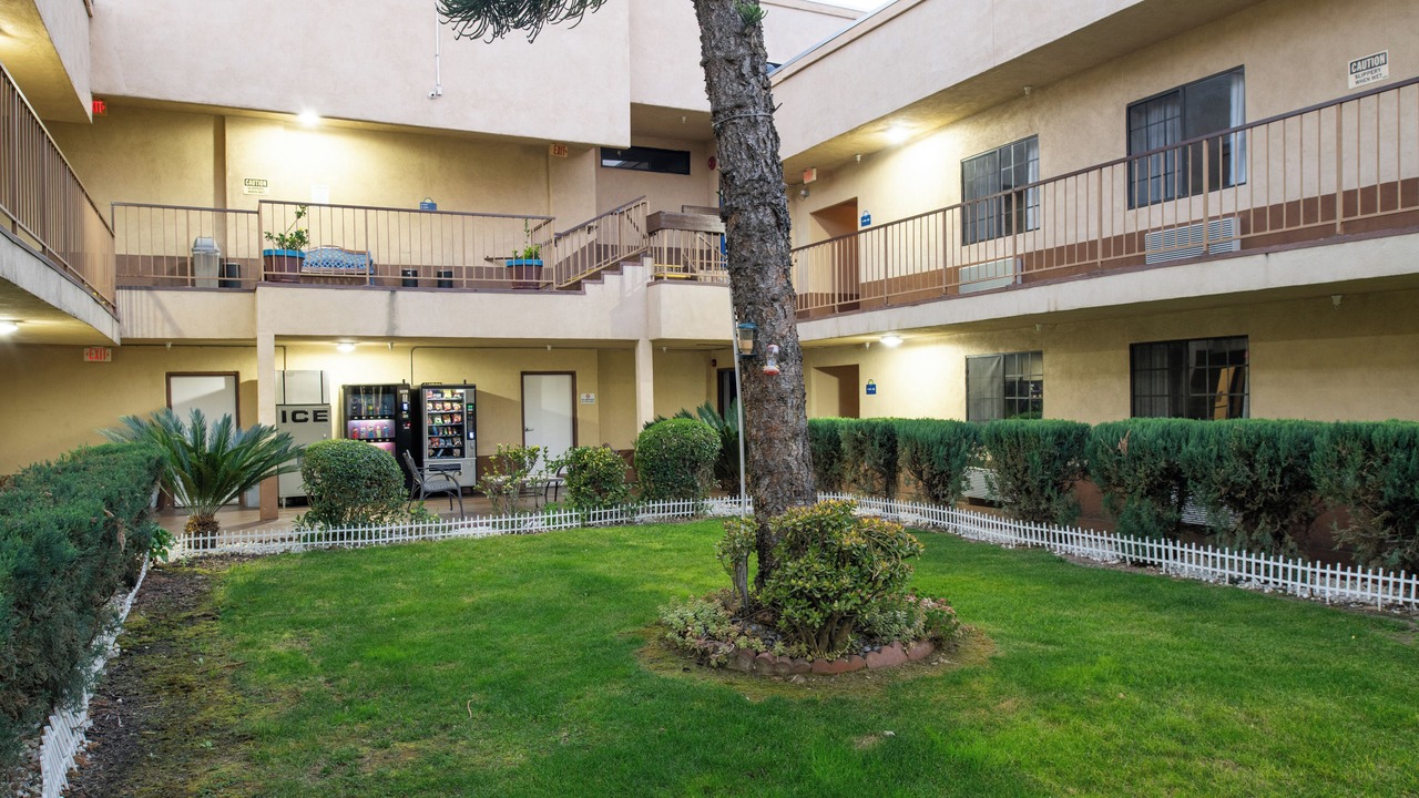 Photo of Outdoor in Artesia