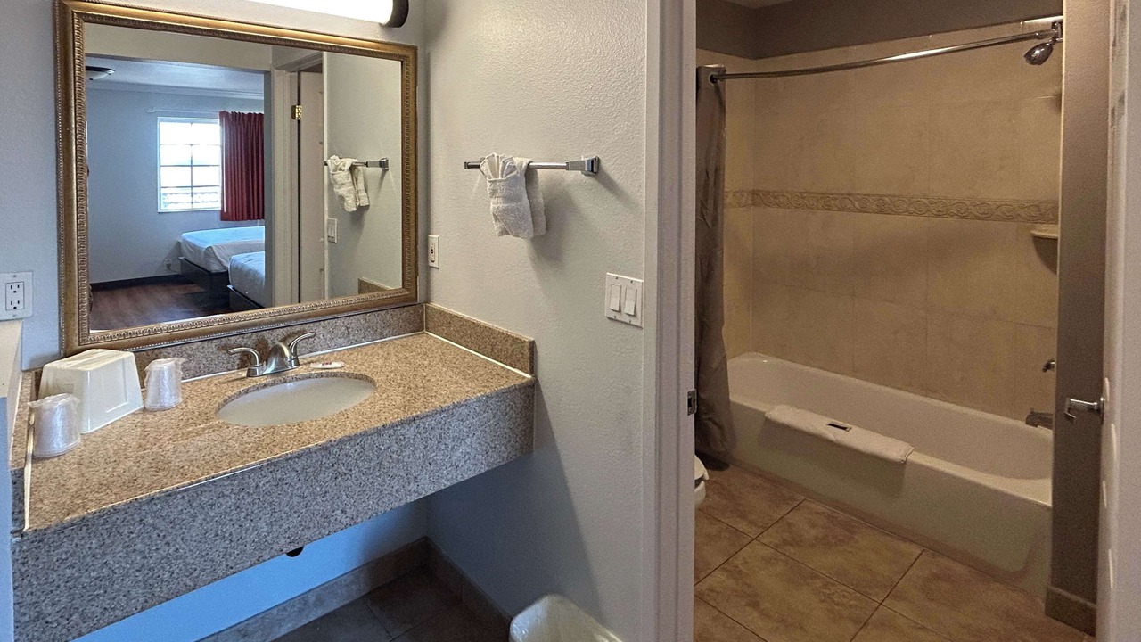 Photo of Bathroom in Mojave