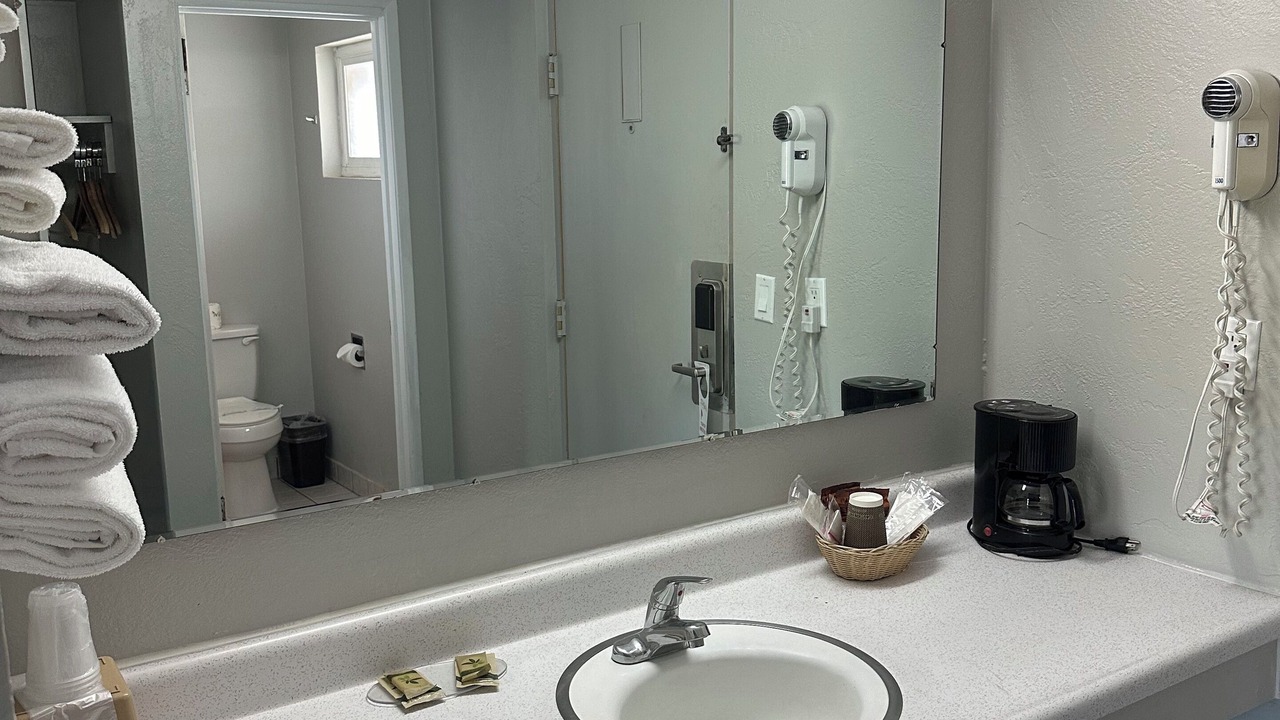 Photo of Bathroom in Yreka