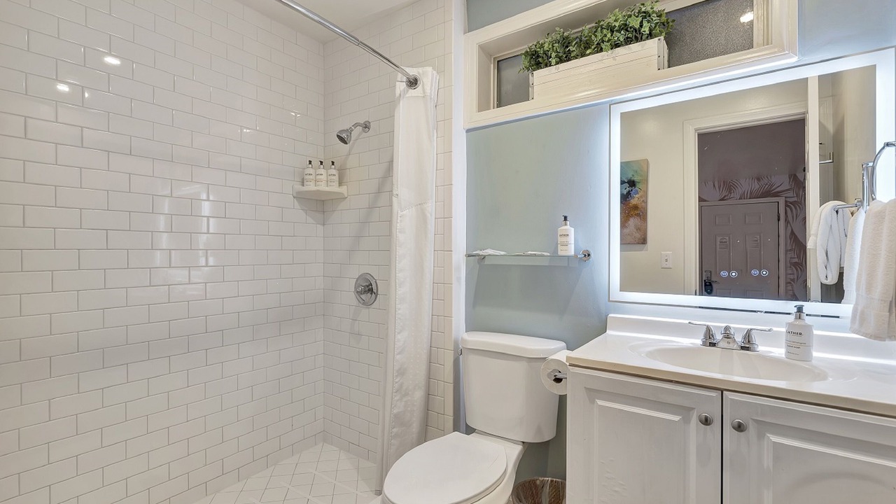 Photo of Bathroom in Ocean Park