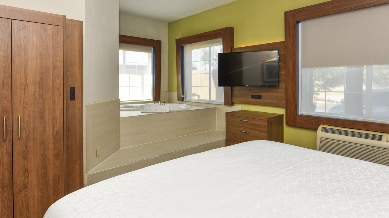 Photo of Bedroom in Corona
