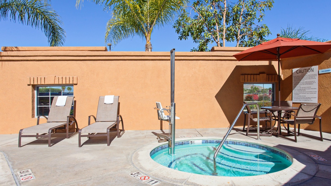 Photo of Outdoor in Corona
