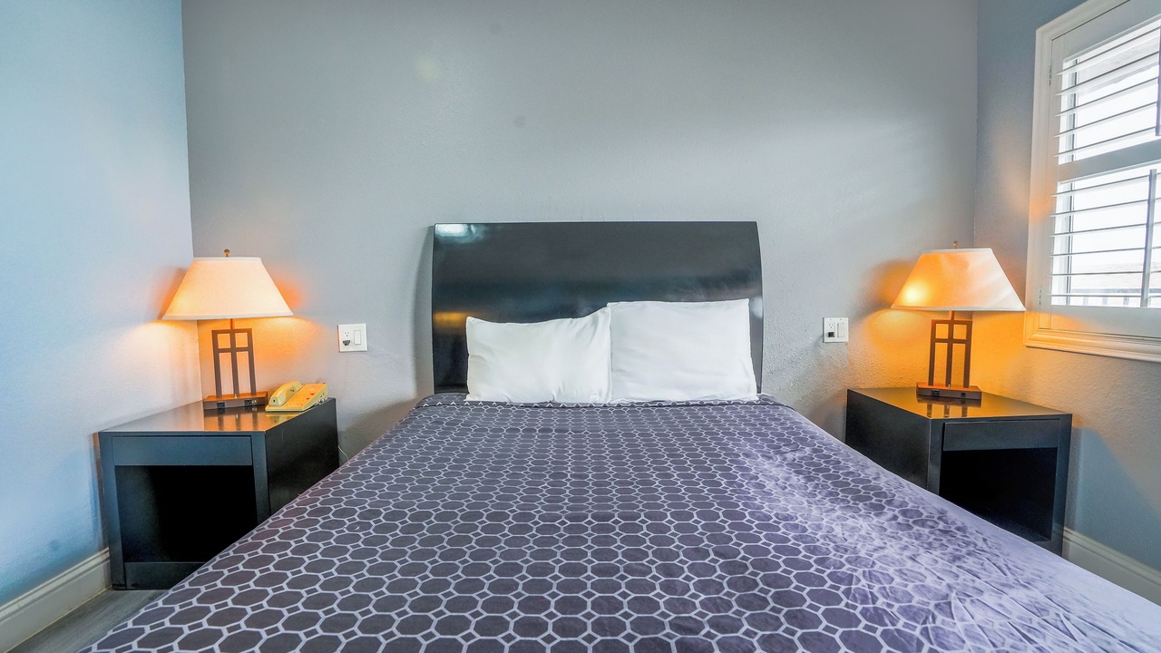 Photo of Bedroom in Buttonwillow
