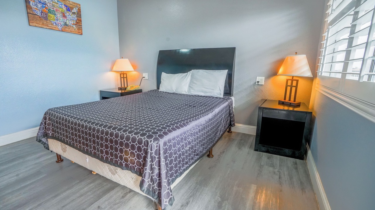 Photo of Bedroom in Buttonwillow