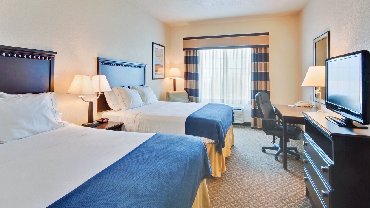 Photo of Bedroom in Delano