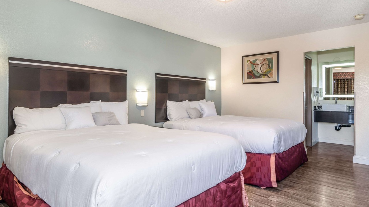 Photo of Bedroom in Barstow