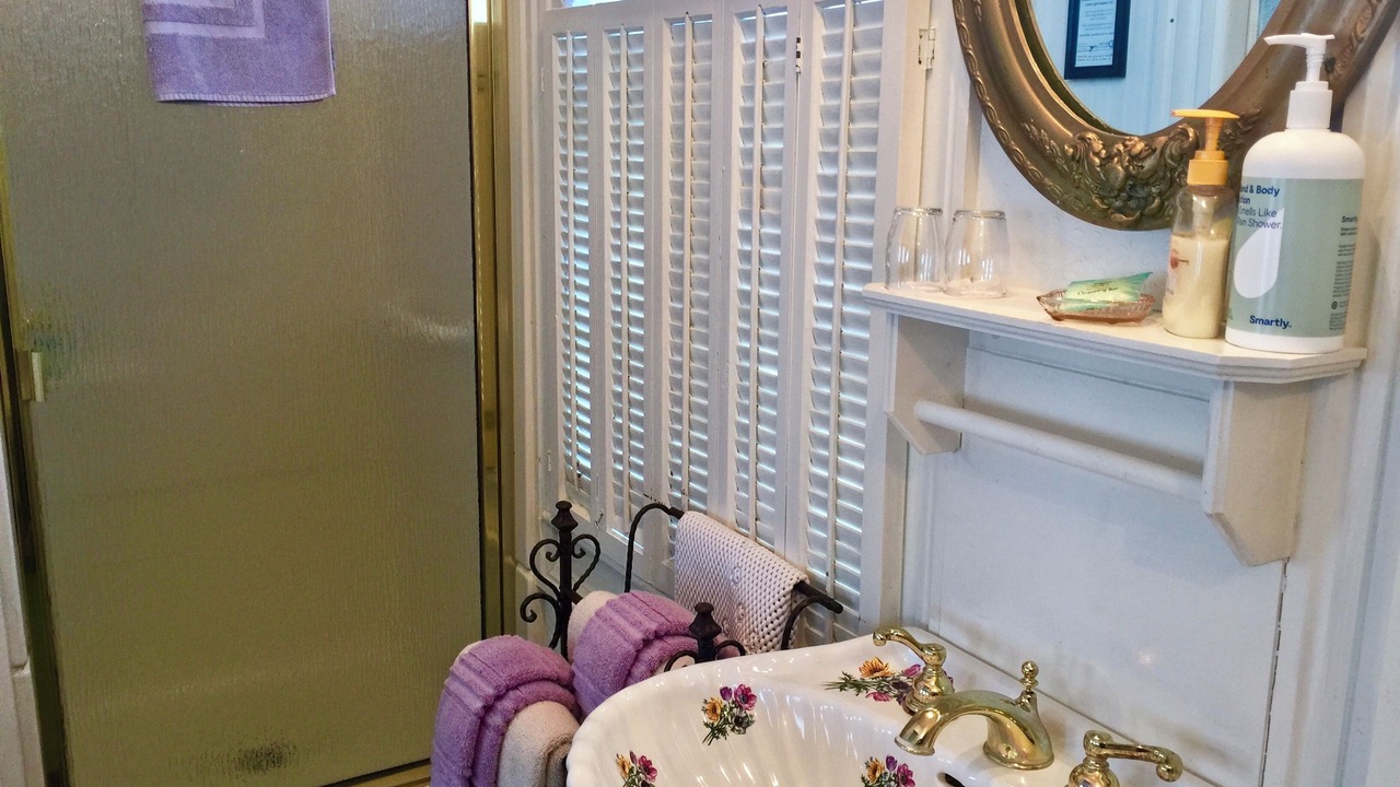 Photo of Bathroom in Ferndale