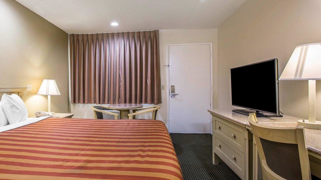 Photo of Bedroom in Santee