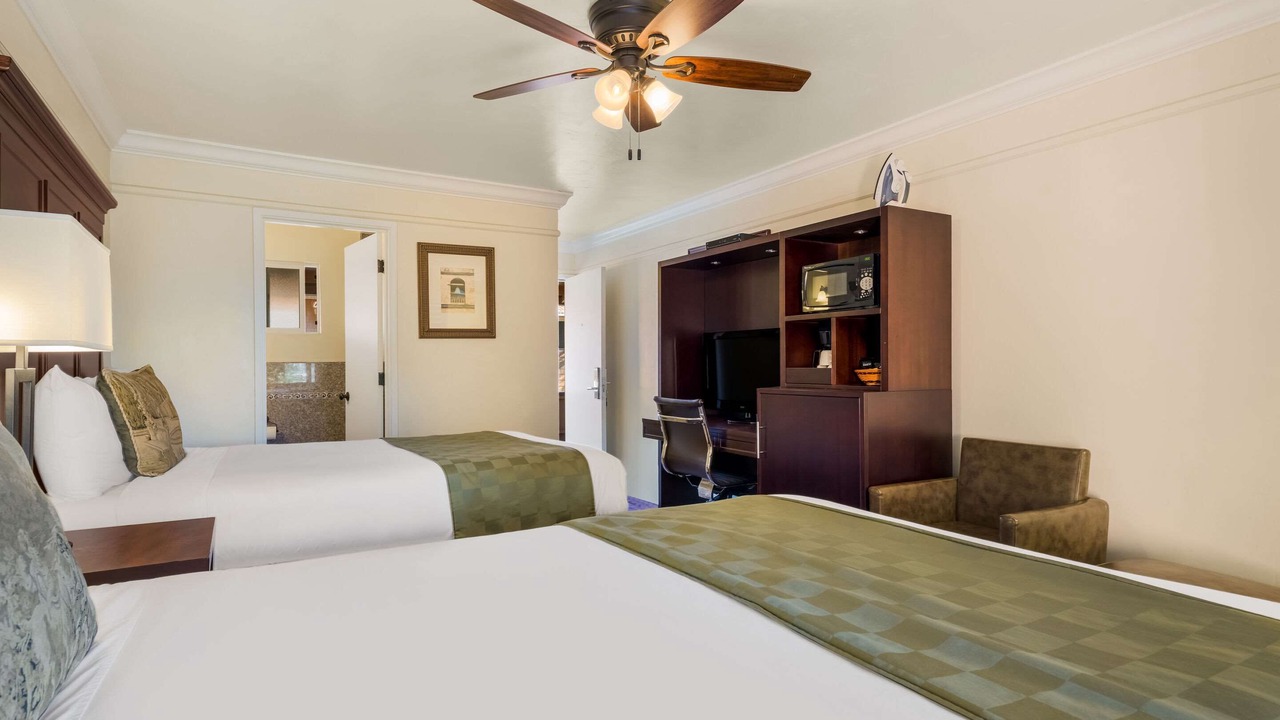 Photo of Bedroom in Northwest Carmel