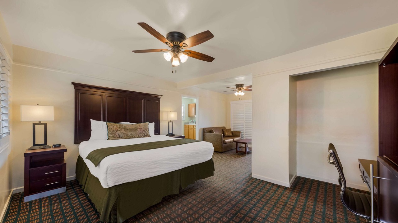 Photo of Bedroom in Northwest Carmel