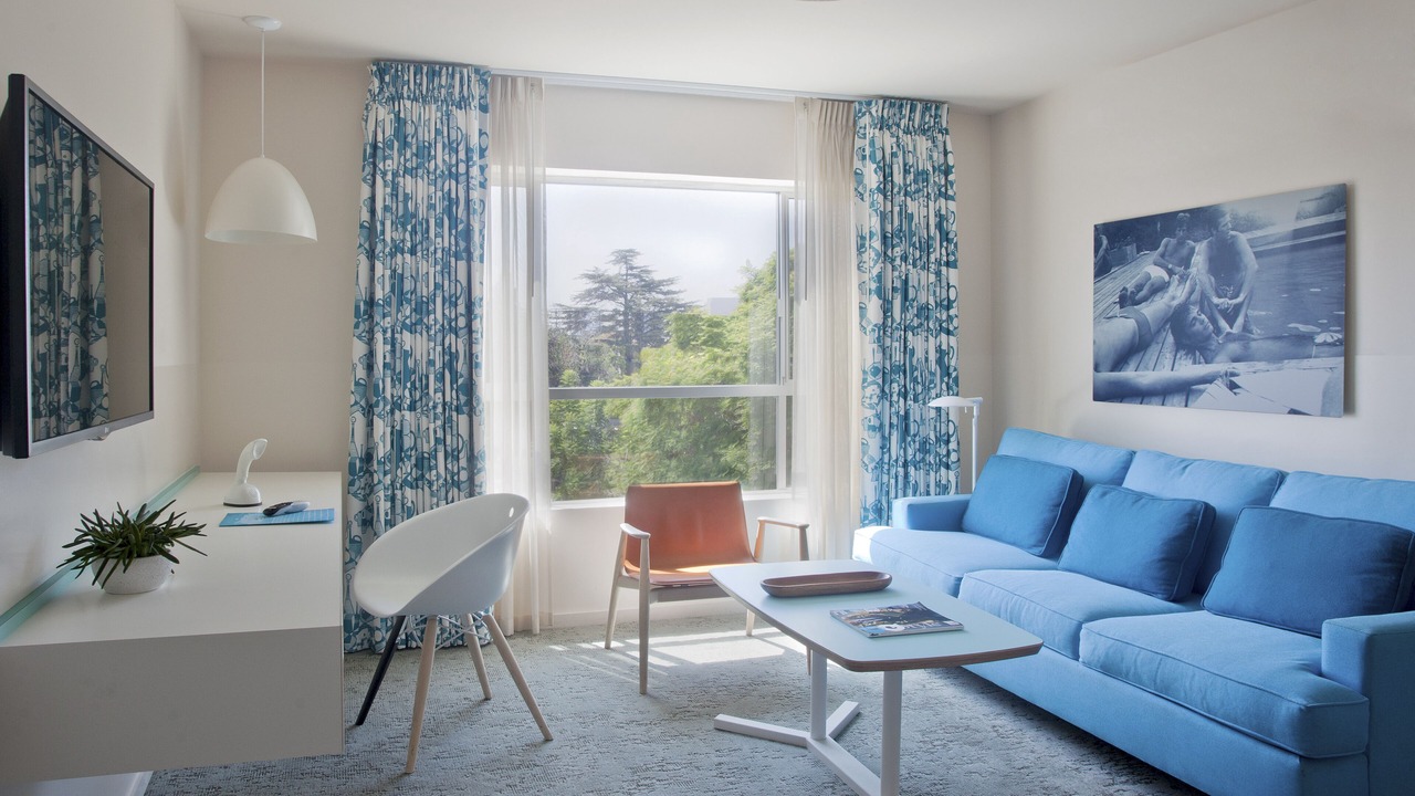 Photo of Bedroom in Beverly Grove