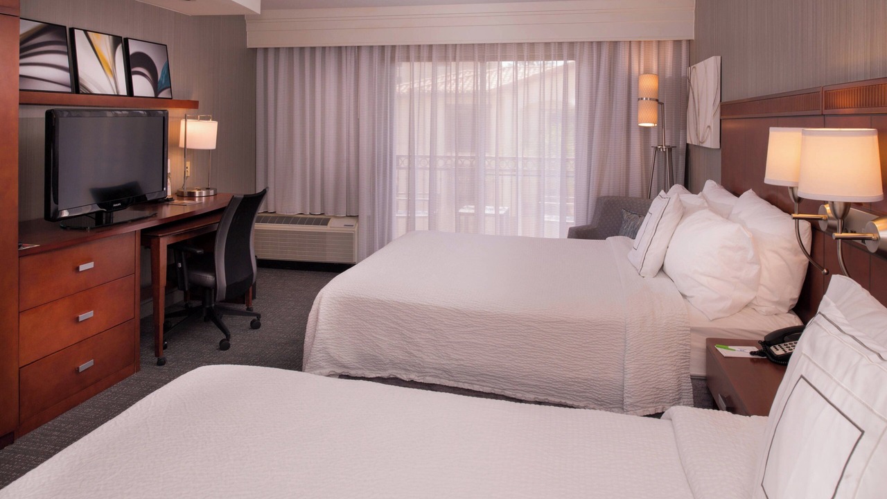 Photo of Bedroom in Thousand Oaks