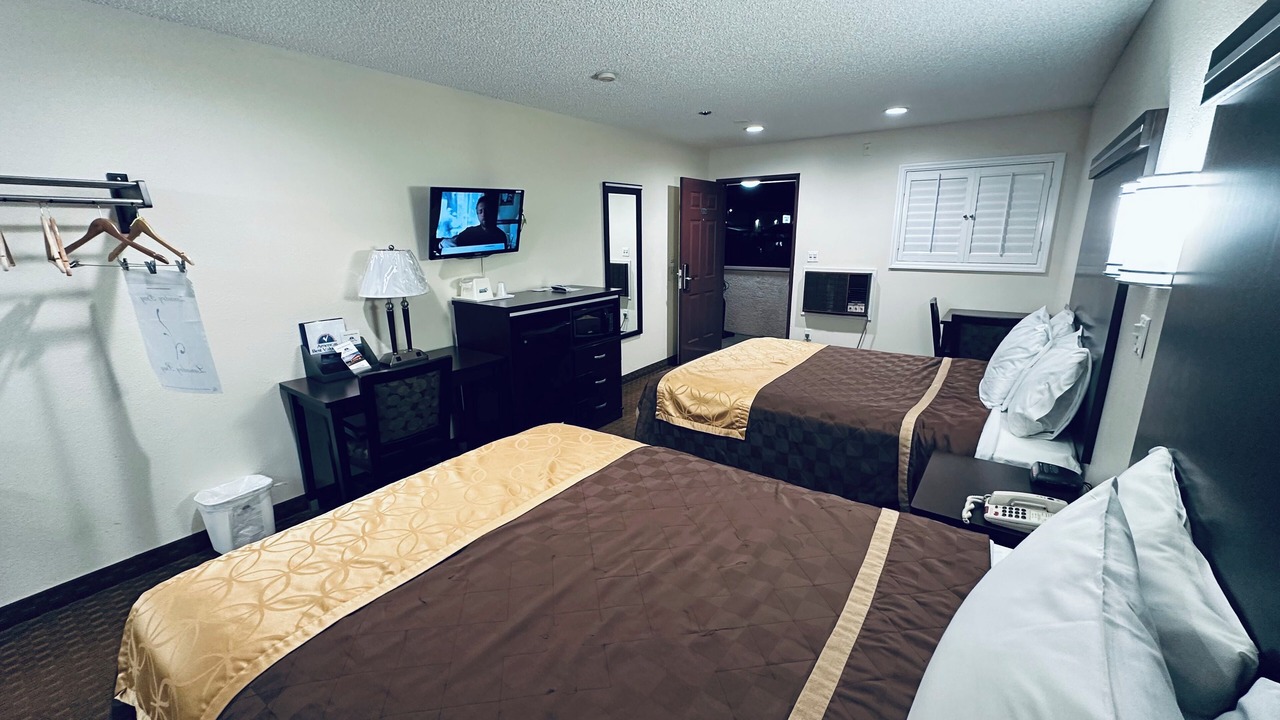 Photo of Bedroom in Calimesa